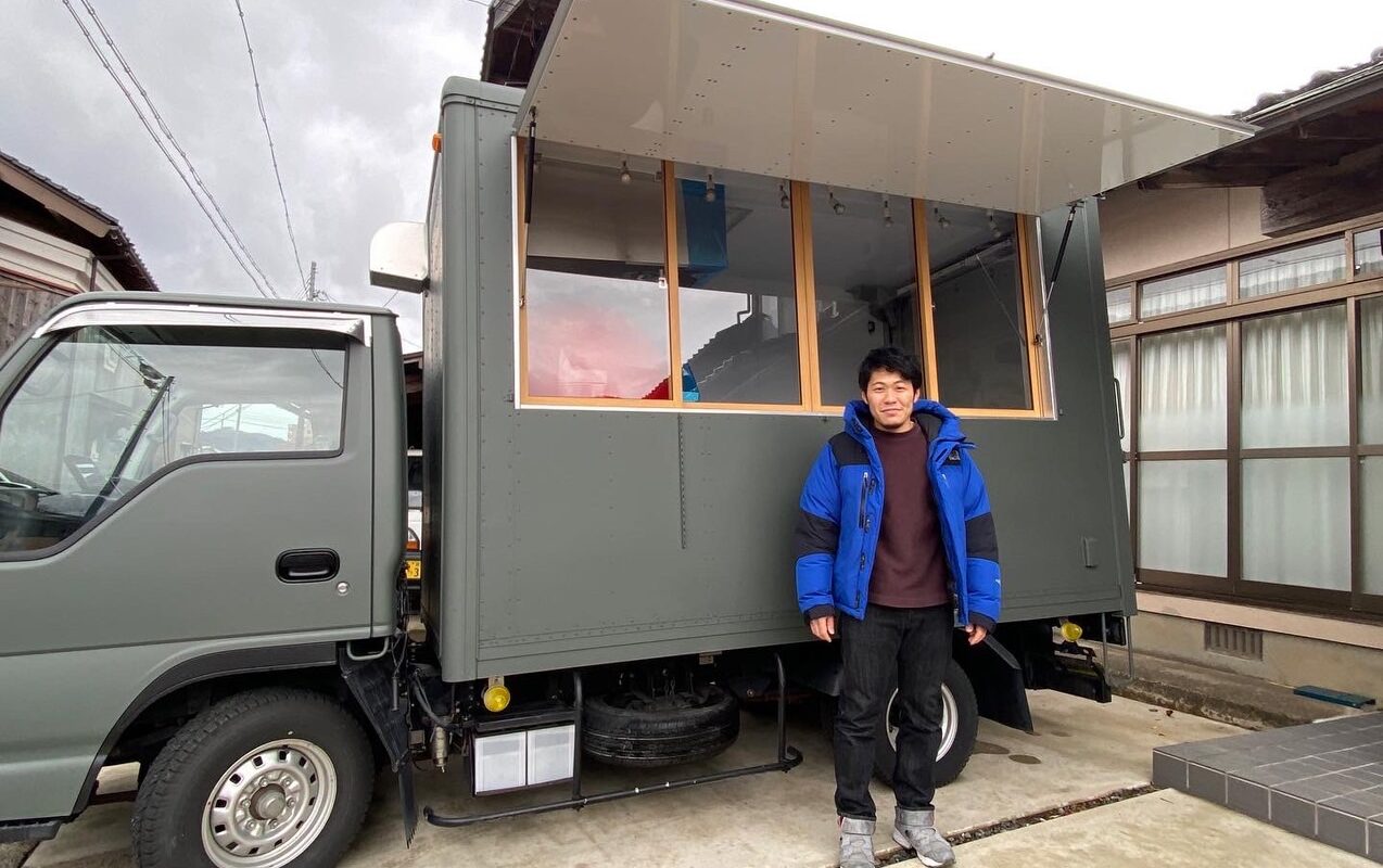 【ピザ窯搭載キッチンカー】京都府京丹後市の岡様の「本格ピザ」の1.5tキッチンカーを製作･納車させていただきました！